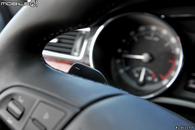 波希米亞風格旗艦 Skoda Superb 2.0TDI / Combi V6 FSI