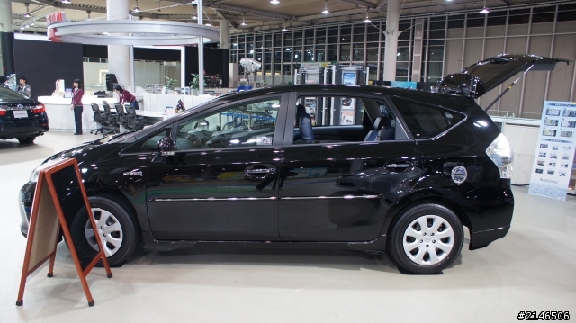 東京台場直擊TOYOTA Camry Hybrid & new Yaris GS (圖多)
