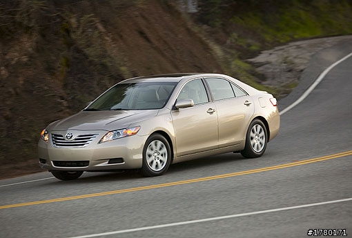 何必讓Toyota Camry Hybrid 專美於前,其實福特六和可以引進Fusion Hybrid 來迎戰