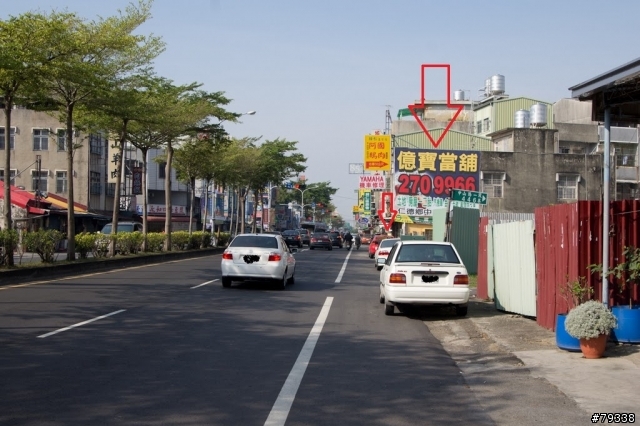 我家SENTRA被惡作劇四輪用起子戳胎壁 請大家幫找兇手