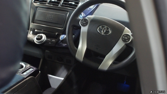 東京台場直擊TOYOTA Camry Hybrid & new Yaris GS (圖多)
