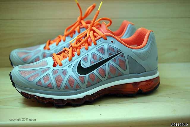 黑色星期五的戰利品: Allen Edmonds McTavish, Nike Air Max+ 2011, Jordan CMFT Viz 13