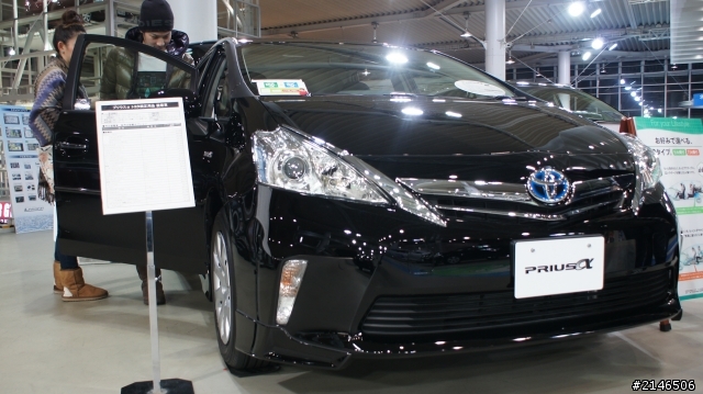 東京台場直擊TOYOTA Camry Hybrid & new Yaris GS (圖多)
