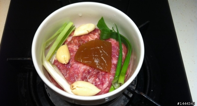 下酒菜之不露腿也沒露臉囉