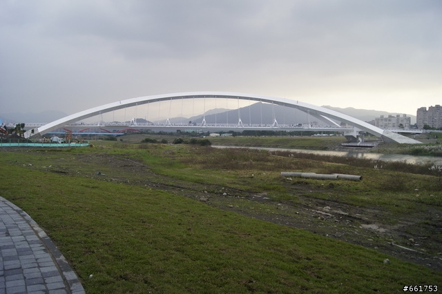 景點分享~新店區陽光橋