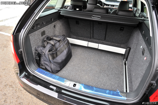 波希米亞風格旗艦 Skoda Superb 2.0TDI / Combi V6 FSI
