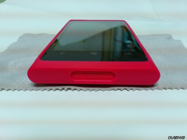 (不專業開箱) 男人也可以拿桃紅色Lumia 800