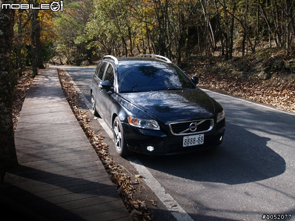 當伍零遇見武陵~ 2012 V50 D4 補開箱+ 武陵楓景分享..