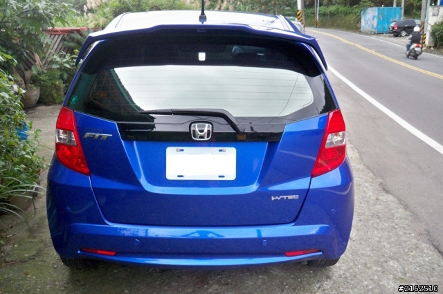 新車開箱文~藍寶FIT