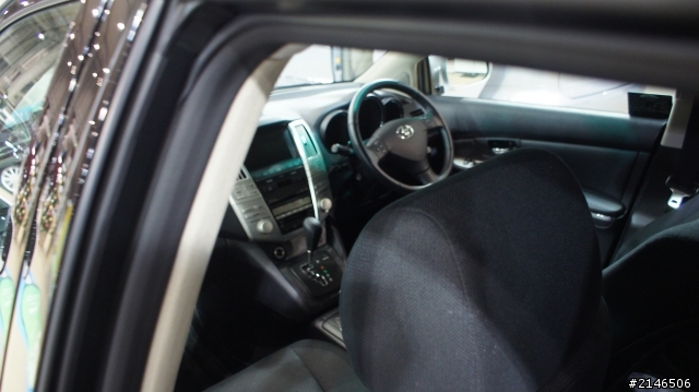 東京台場直擊TOYOTA Camry Hybrid & new Yaris GS (圖多)