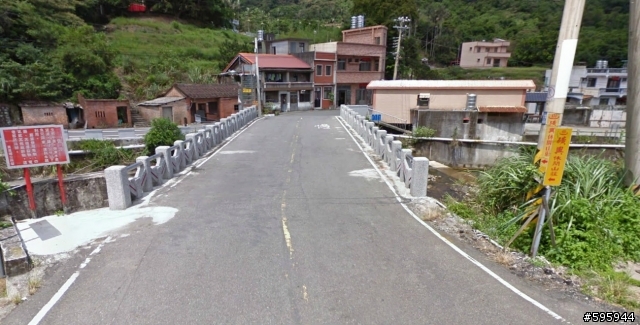 先用Google Map街景探勘陽金超馬路線叉路路標位置