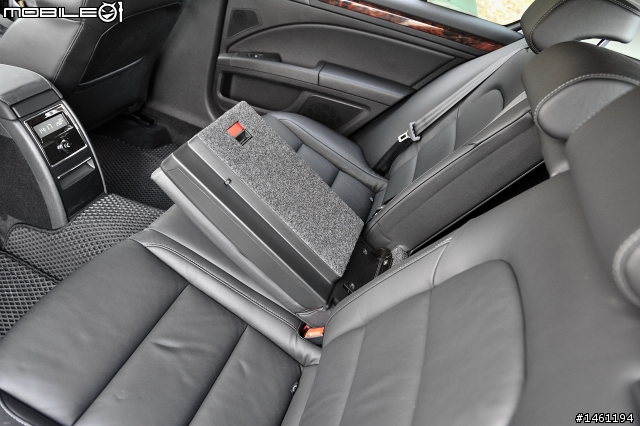 波希米亞風格旗艦 Skoda Superb 2.0TDI / Combi V6 FSI