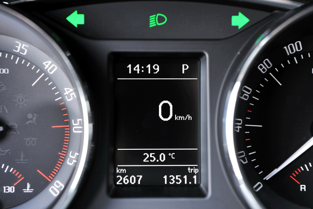 波希米亞風格旗艦 Skoda Superb 2.0TDI / Combi V6 FSI