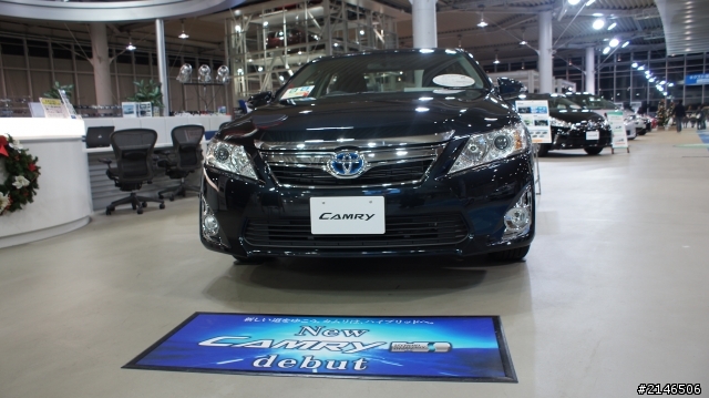 東京台場直擊TOYOTA Camry Hybrid & new Yaris GS (圖多)