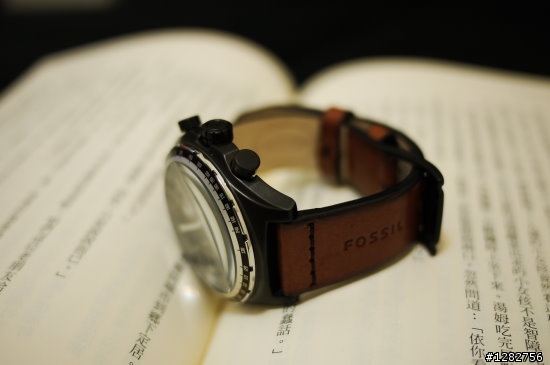 《開箱》 FOSSIL反恐危機霸氣錶