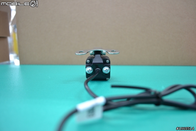 《不專業開箱文》車規DVR-401四錄鏡頭行車紀錄器之 終於在年底入手了