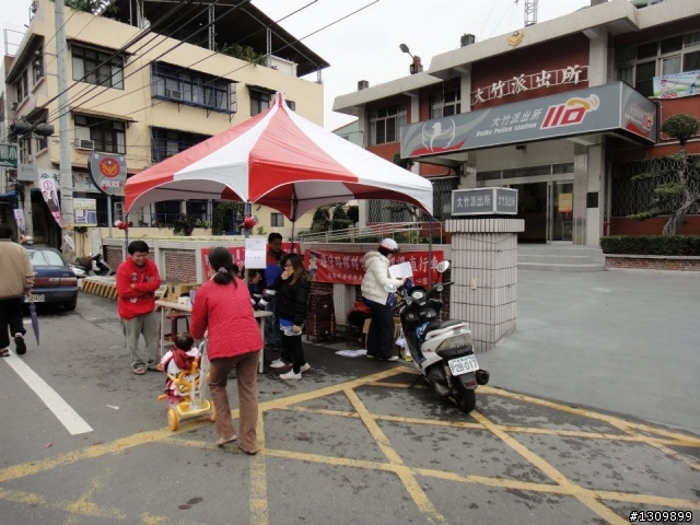 轉動台灣向前行,娃娃車也可以 ^^