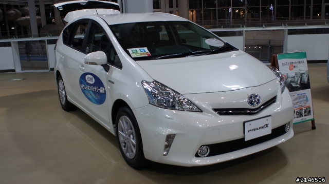 東京台場直擊TOYOTA Camry Hybrid & new Yaris GS (圖多)