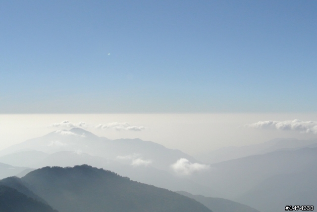 是登山?還是眺海?12/27的合歡山上