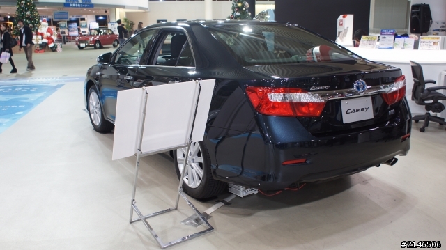東京台場直擊TOYOTA Camry Hybrid & new Yaris GS (圖多)