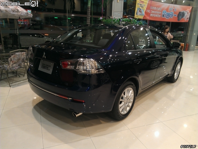 今天去賞車了New Fortis