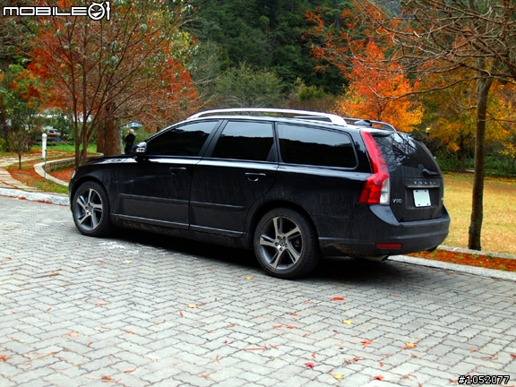 當伍零遇見武陵~ 2012 V50 D4 補開箱+ 武陵楓景分享..
