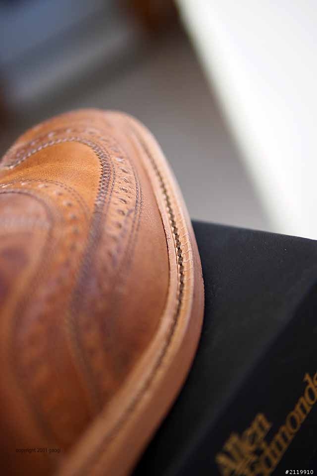 黑色星期五的戰利品: Allen Edmonds McTavish, Nike Air Max+ 2011, Jordan CMFT Viz 13