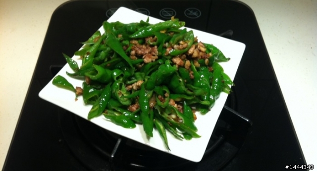 下酒菜之不露腿也沒露臉囉