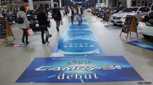 東京台場直擊TOYOTA Camry Hybrid & new Yaris GS (圖多)