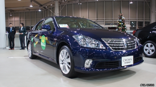 東京台場直擊TOYOTA Camry Hybrid & new Yaris GS (圖多)
