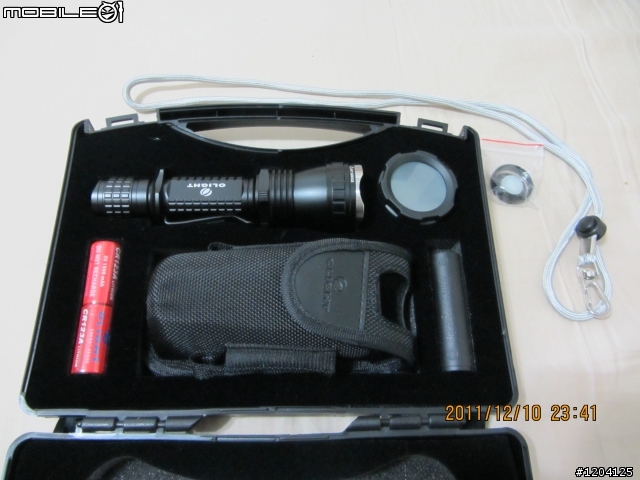 收集的手電筒(室內外)大PK (TM11+RRT3+X6+HID+UB3T+SR90+G42+M21X)