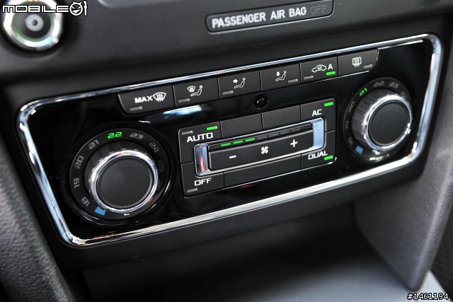 波希米亞風格旗艦 Skoda Superb 2.0TDI / Combi V6 FSI