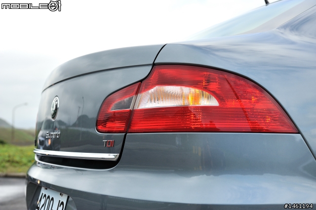 波希米亞風格旗艦 Skoda Superb 2.0TDI / Combi V6 FSI