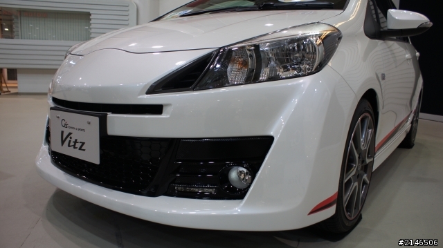 東京台場直擊TOYOTA Camry Hybrid & new Yaris GS (圖多)