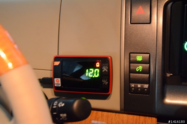 更新油耗:2012年式PREVIA 2.4新車改裝完工後開箱文