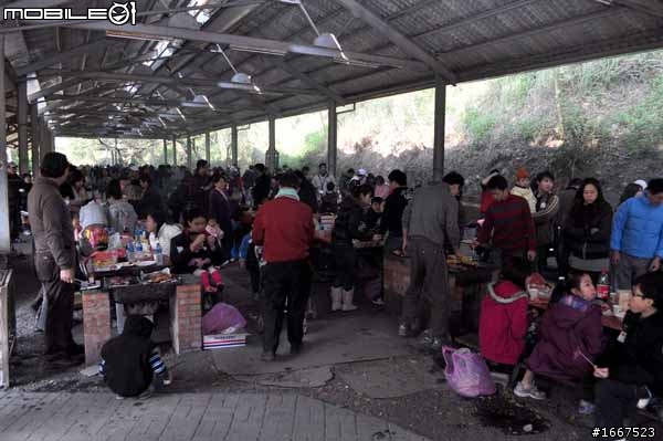我也要拼全勤獎,iMove尾牙烤肉暖暖含閃光全都錄!