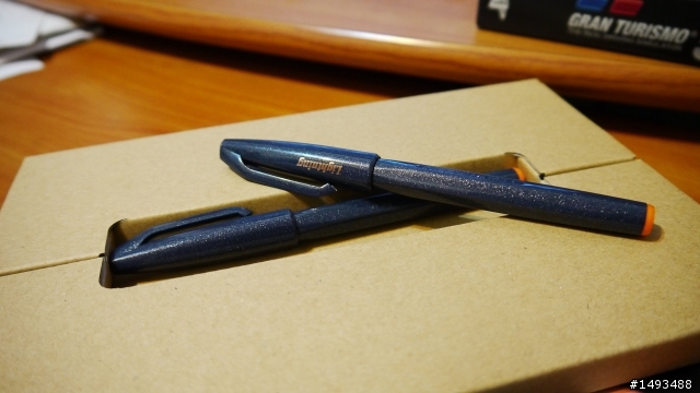 Denim 貓紋刮筆開箱???......