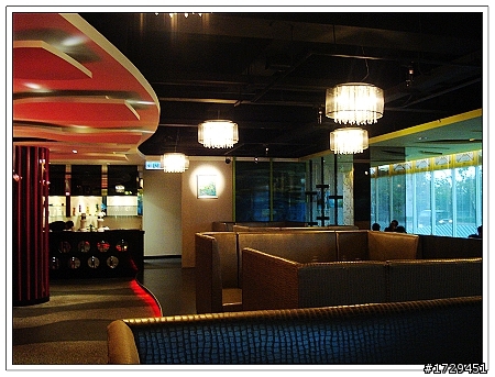 聖誕前聚餐之LILY CAF'E