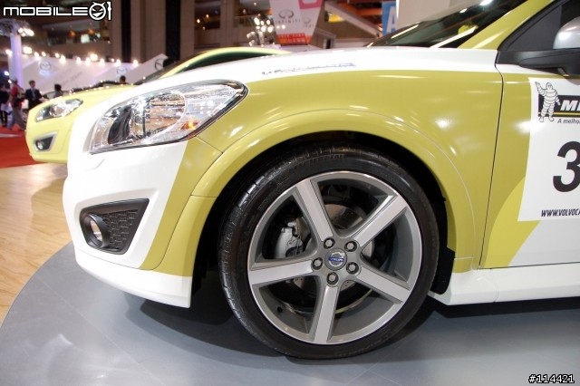 【小惡魔車展初體驗】2012台北國際新車大展 VOLVO 發表會~~名車、名模導覽