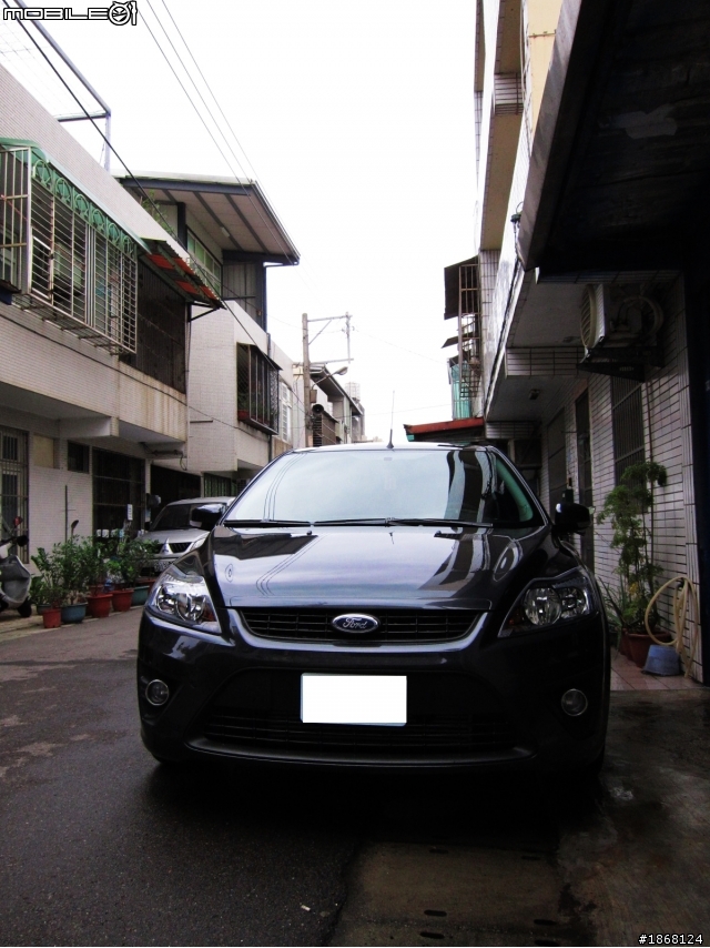 2011 FOCUS 2.0 TDCI 運動時尚款 5D 鐵灰 開箱文...