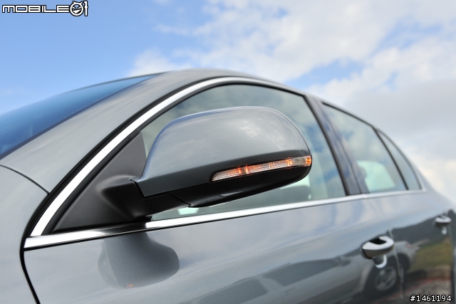 波希米亞風格旗艦 Skoda Superb 2.0TDI / Combi V6 FSI