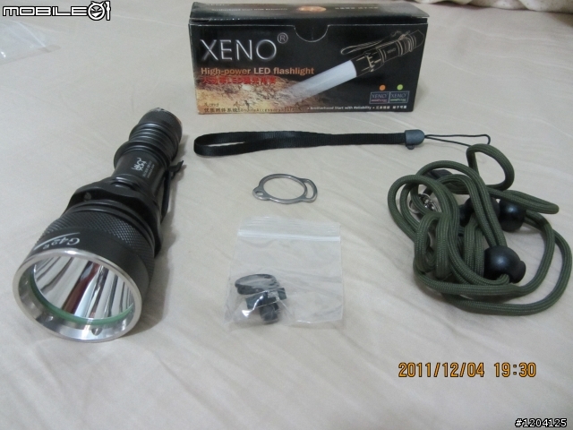 收集的手電筒(室內外)大PK (TM11+RRT3+X6+HID+UB3T+SR90+G42+M21X)