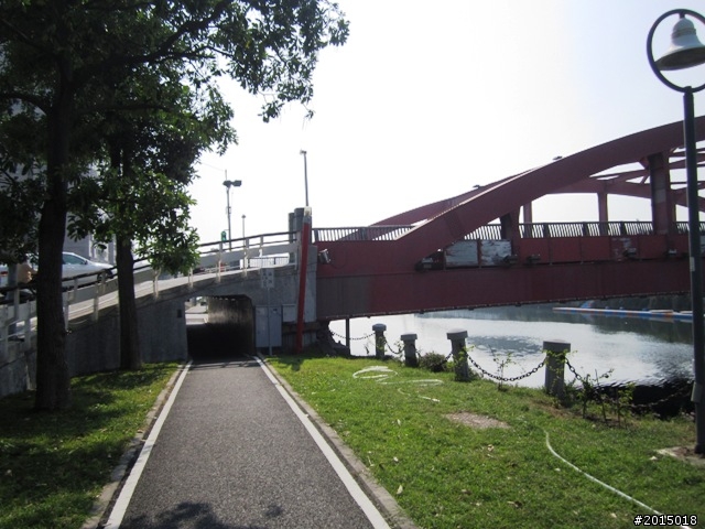 【城市漫遊Ⅱ】寶珠溝與同盟路~愛河逐風自行車道
