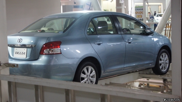 東京台場直擊TOYOTA Camry Hybrid & new Yaris GS (圖多)