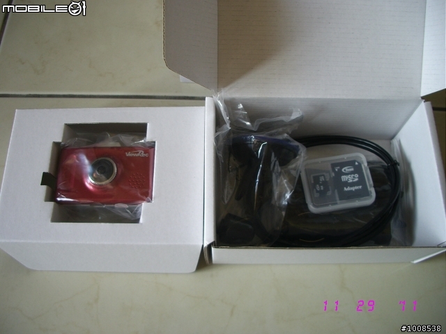 摔斷腿復元空暇時間,寫篇分享新買的VR-101行車紀錄器....
