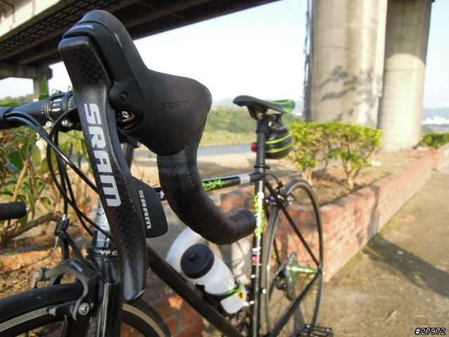 STARBIKE S980鋼管公路車車友們一起蓋大樓吧!