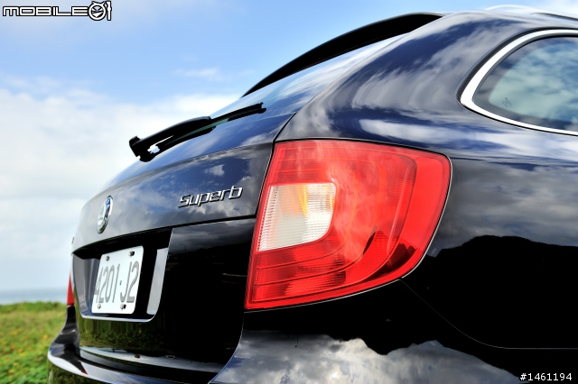 波希米亞風格旗艦 Skoda Superb 2.0TDI / Combi V6 FSI