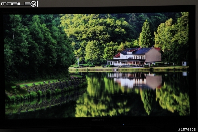 旋轉自如 廣角視界 Samsung S27A850D 27吋PLS螢幕