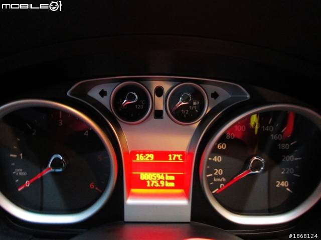 2011 FOCUS 2.0 TDCI 運動時尚款 5D 鐵灰 開箱文...