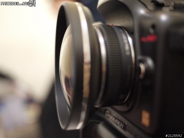 GH2 14mm f/2.5+Nisi x0.7 52mm外掛廣角鏡示意圖